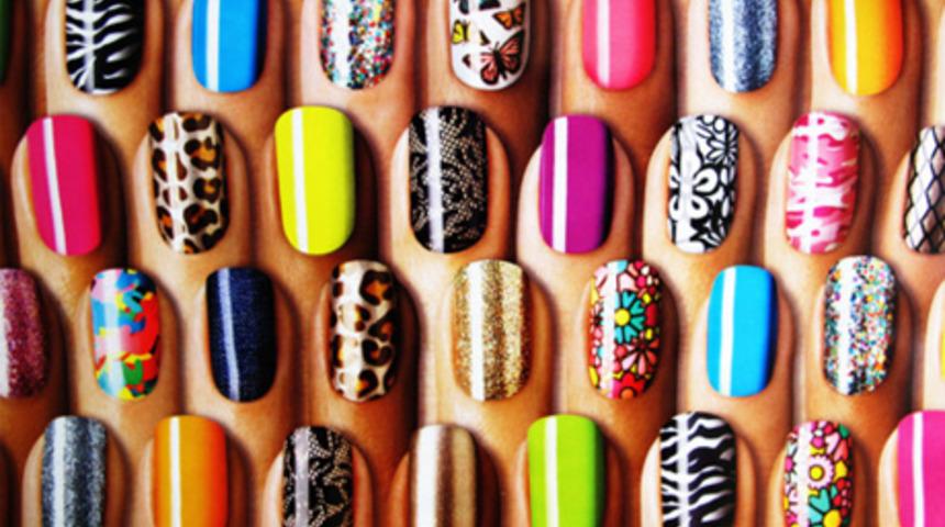 Oje rengin karakterini yansıtıyor!