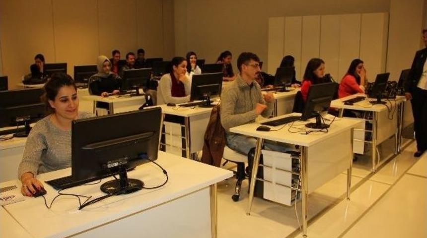 Kaplan: &ldquo;ihracat Ve &Uuml;retim Gibi Eğitim De Asli G&ouml;revimizdir&rdquo;