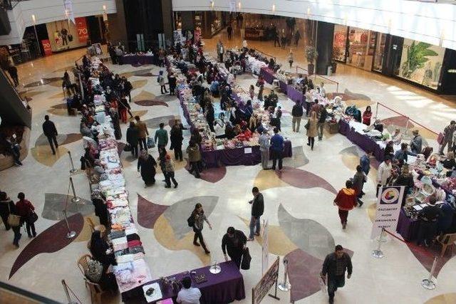 Gamek ten Kadınlar Gününe Özel Sergi 1