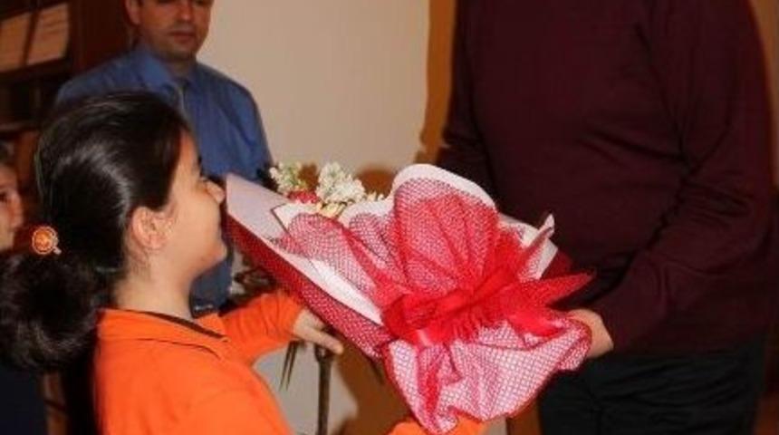 Dip Ortaokulu &Ccedil;evre Kul&uuml;b&uuml; &Ouml;ğrencileri&rsquo;nden Belediye Başkanı &Uuml;nver&rsquo;e Ziyaret