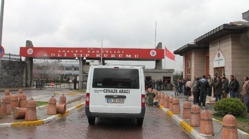 Berkin Elvan'ın Cenazesi Adli Tıp Kurumu'na Getirildi