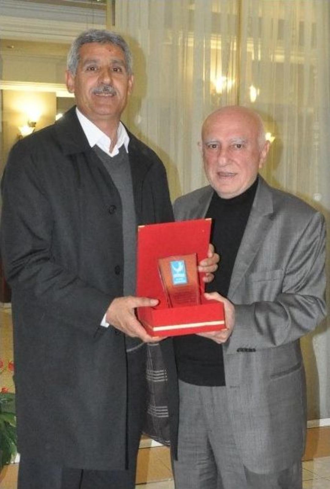 Aliağa Belediye Başkanı &Ouml;mer Turgut Oğuz: