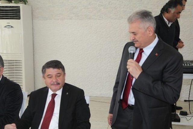 Ak Parti İzmir B&uuml;y&uuml;kşehir Belediye Başkan Adayı Binali Yıldırım: 1