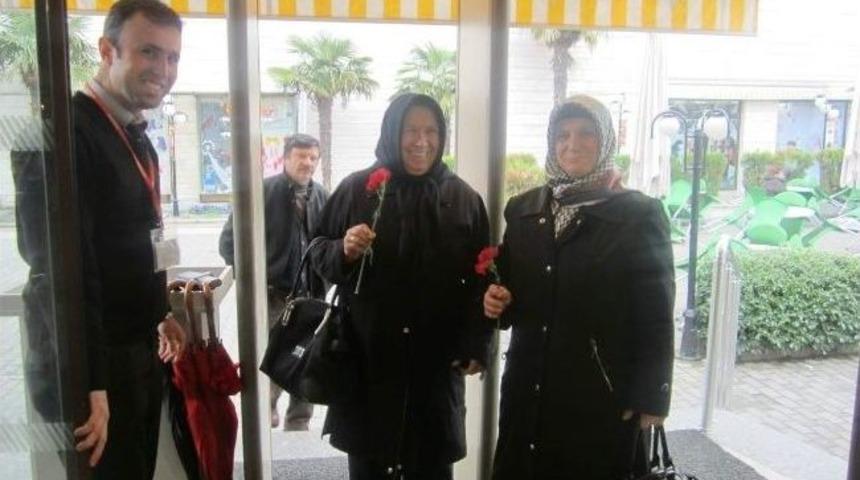 &Ouml;zdilek'te Kadınlar G&uuml;n&uuml; Sergisi