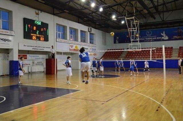 Voleybol Yerel Ligi Şampiyonları Belli Oldu