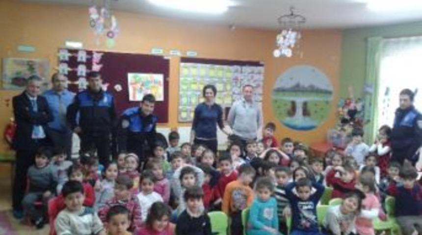 Minik &Ouml;ğrencilere &ldquo;hoşg&ouml;r&uuml; Ve Farklıları Kabul&ldquo; Anlatıldı