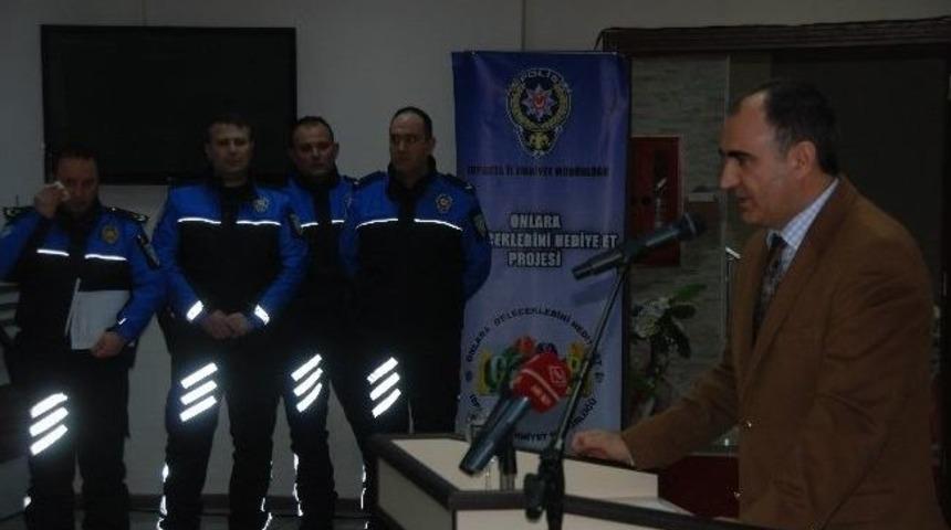 "onlara Geleceklerini Hediye Et" Projesi