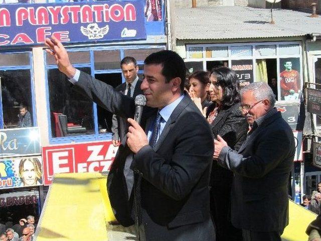 Selahattin Demirtaş Doğubayazıt'ta