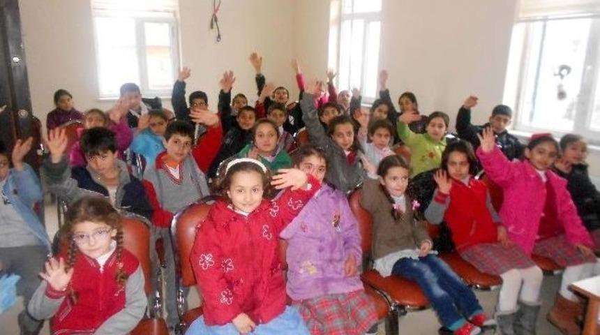 T&uuml;rkiye Eğitim G&ouml;n&uuml;ll&uuml;leri Vakfı Kadın Ve &Ccedil;ocuk K&uuml;lt&uuml;r Merkezinde Etkinliklerini Yaptı