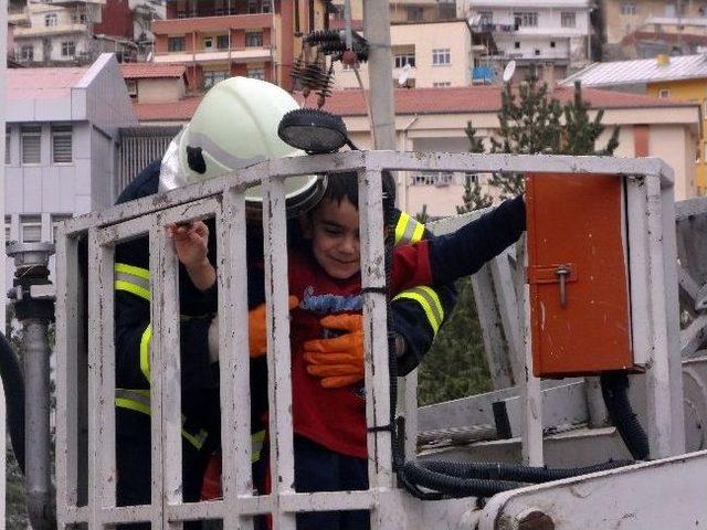 G&uuml;m&uuml;şhane&rsquo;de Miniklere Sivil Savunma Ve Yangın Tatbikatı 3
