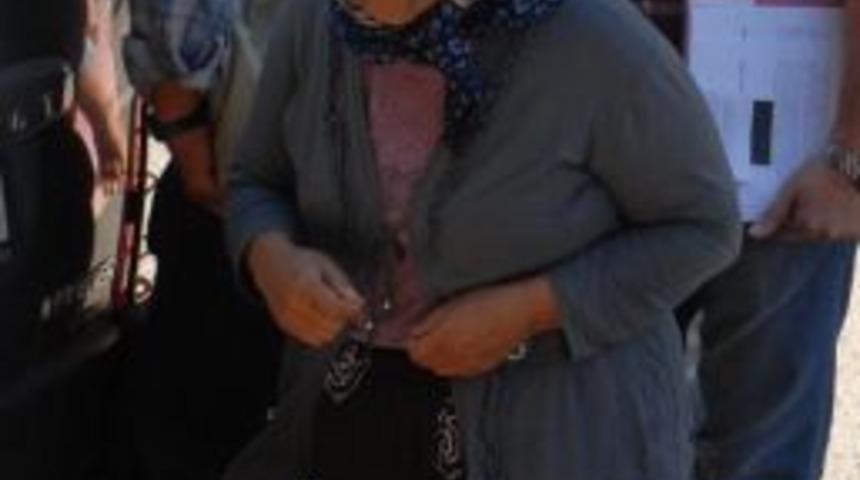 Hırsızlık Yapmak İsteyen 3 Kadın Yakalandı