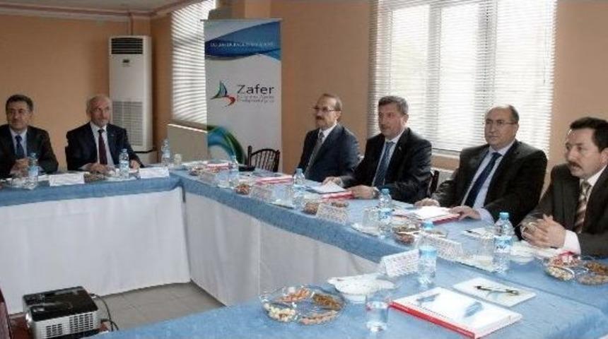 Zeka Y&ouml;netim Kurulu Uşak&rsquo;ın Karahallı İl&ccedil;esinde Toplandı