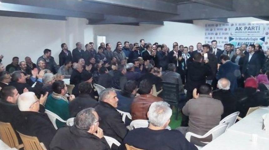 Esgin, Se&ccedil;im Ofisine Akın Eden Y&uuml;zlerce Nil&uuml;ferliye Seslendi
