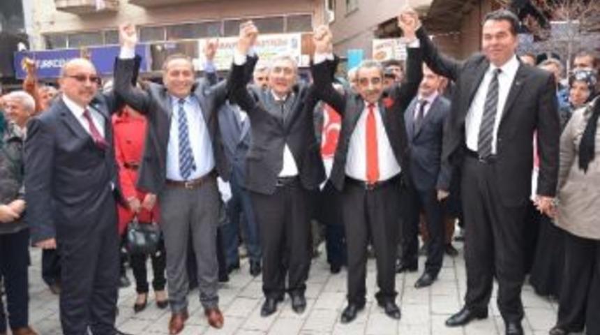 Mhp Adayı İpek, Tavas&rsquo;ta Vatandaşlarla Bir Araya Geldi