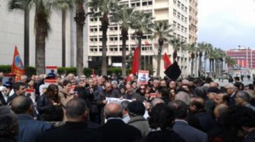 Hdp&rsquo;lilere Yapılan Saldırı İzmir&rsquo;de Kınandı