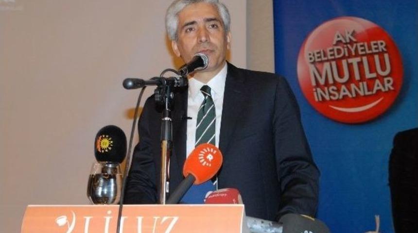 Ak Parti&rsquo;li Ensarioğlu Projelerini A&ccedil;ıkladı