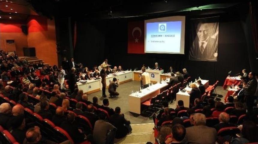 Belediye Meclis Toplantısında 'berkin' Protestosu