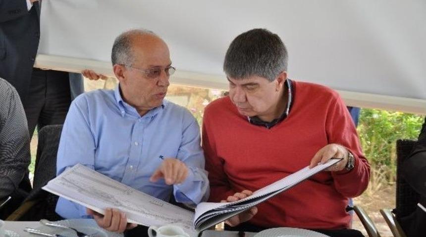 T&uuml;rel: "oy Avcılarına Verilecek Cevabın Yeri Sandıktır"