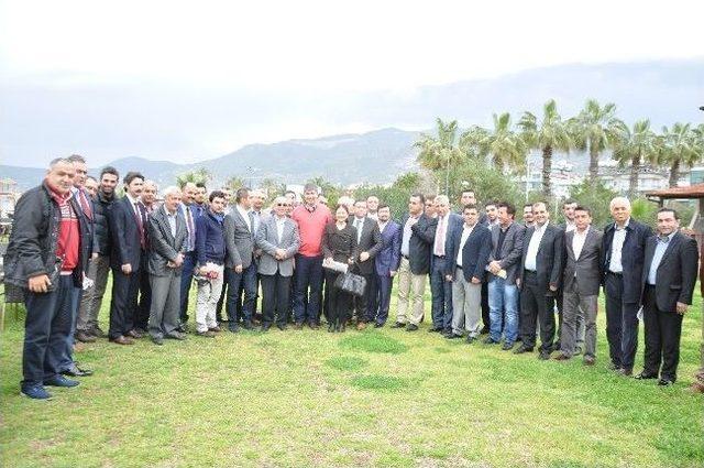 T&uuml;rel: "oy Avcılarına Verilecek Cevabın Yeri Sandıktır" 1