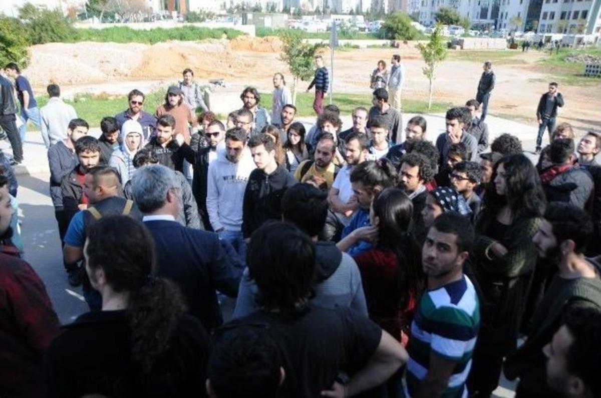 Akdeniz &Uuml;niversitesinde Berkin Elvan Eylemine M&uuml;dahale