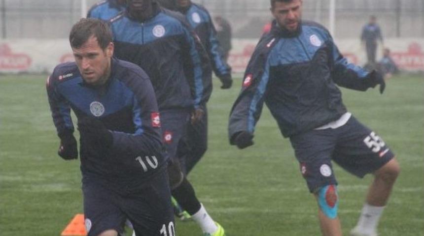 &Ccedil;aykur Rizespor, Beşiktaş Ma&ccedil;ı Hazırlıklarına Başladı