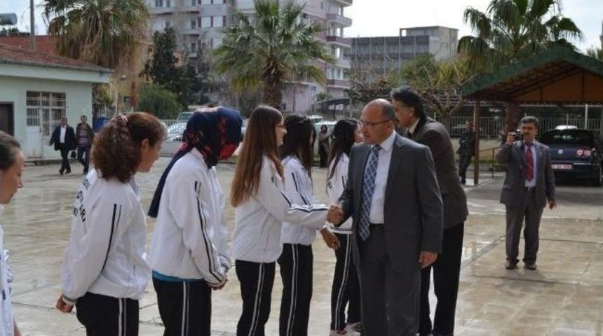Bozyazılı &Ouml;ğrencilerin Halk Oyunları Başarısı