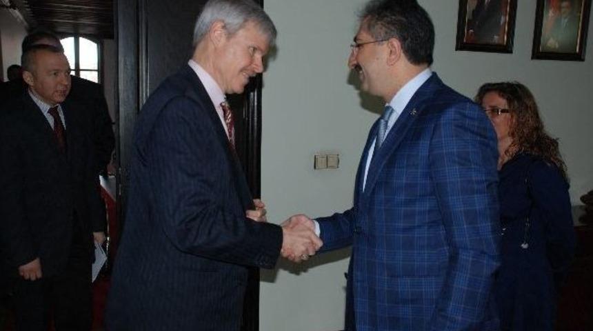 Abd İstanbul Başkonsolosundan Vali Zahteroğullarına Ziyaret