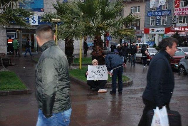 Berkin Elvan İçin Tek Kişilik Oturma Eylemi