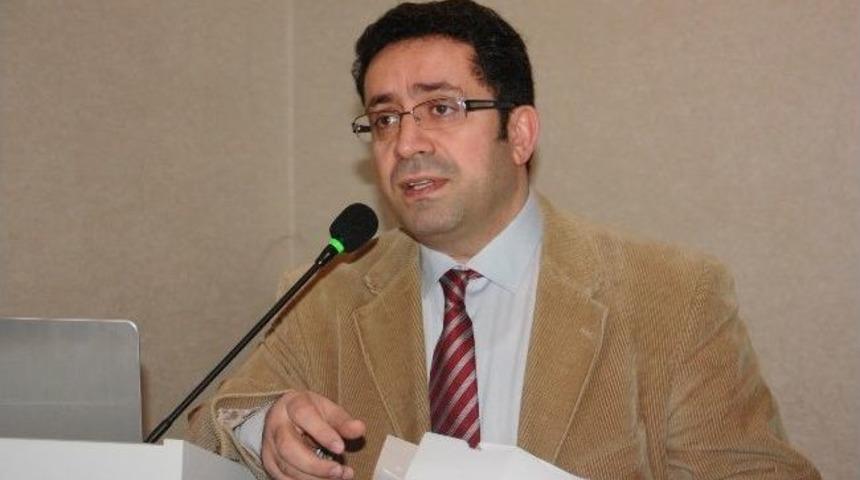 T&uuml; N&ouml;roloji Ana Bilim Dalı &Ouml;ğretim &Uuml;yesi Prof. Dr. &Ccedil;elik: