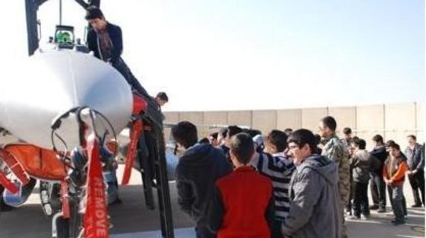Diyarbakır&rsquo;daki &Ouml;ğrencilere Havacılık Faaliyetleri Tanıtıldı