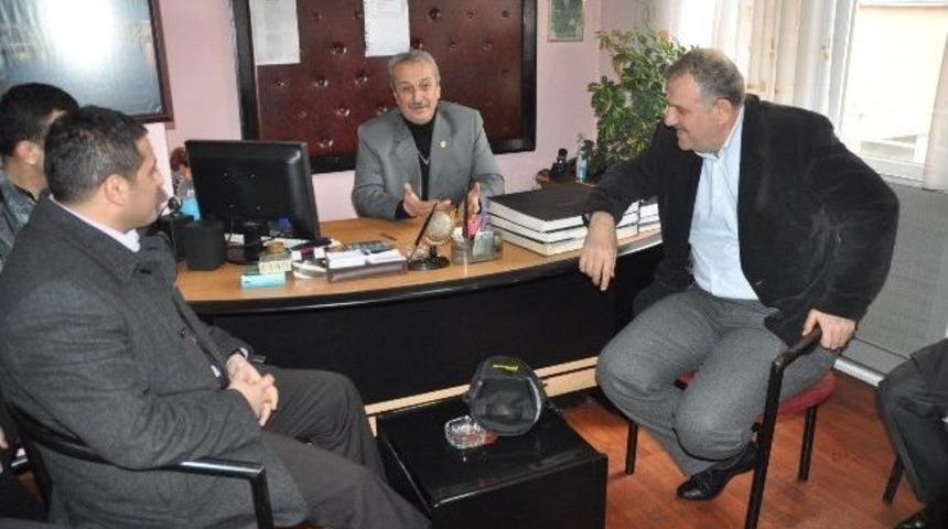 Bektaş&rsquo;tan İl &Ouml;zel İdaresine Ve Derneklere Ziyaret