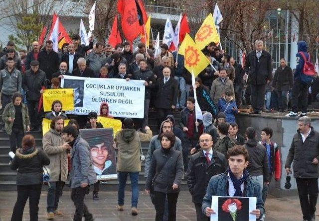 Kayseri'de 'berkin Elvan' Protestosu