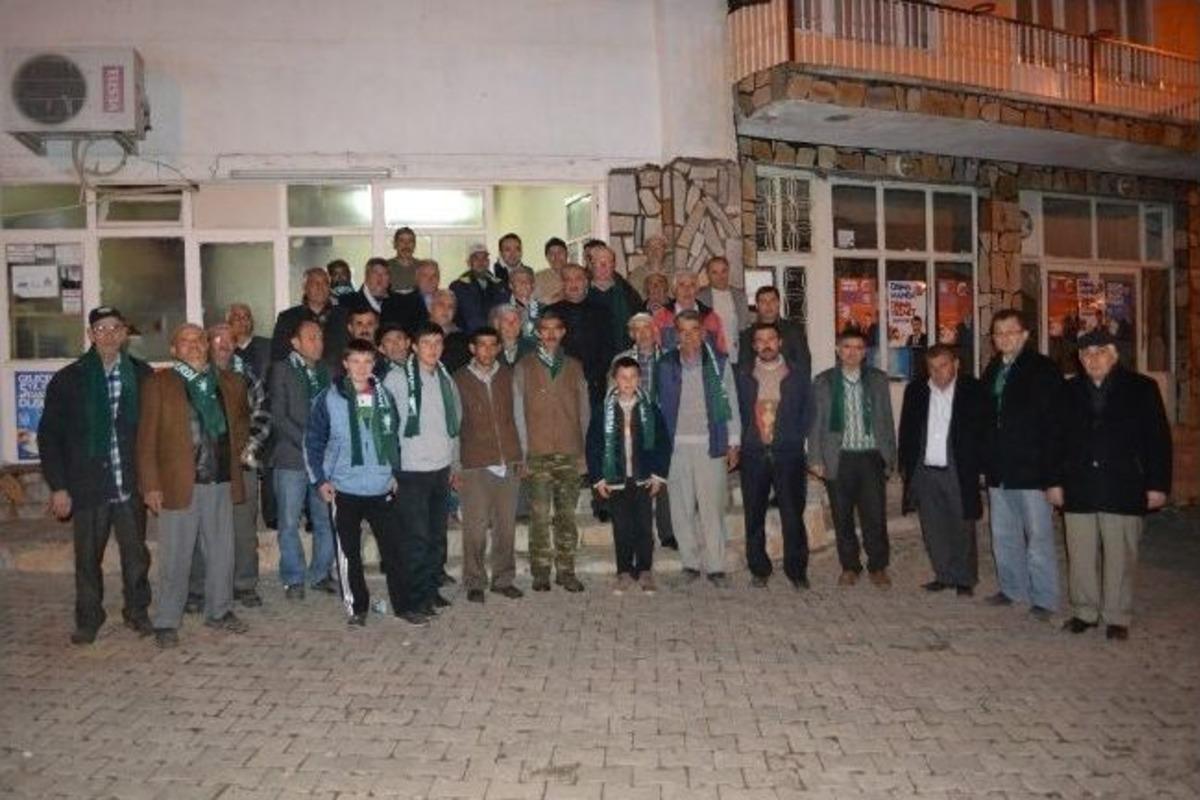 Başkan Aşkın Bir G&uuml;nde 6 Mahalle Gezdi