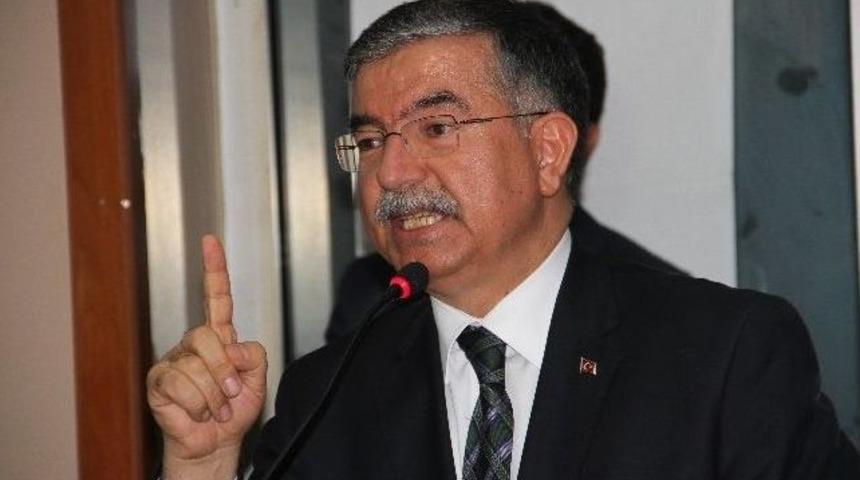 Milli Savunma Bakanı İsmet Yılmaz:
