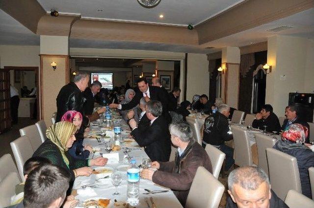 Mhp li Başkan Adayı Yanmaz, Torba Yasa İle Belediyeden Başka Kurumlara G&ouml;nderilen İş&ccedil;ilerle Bir Araya Geldi 1