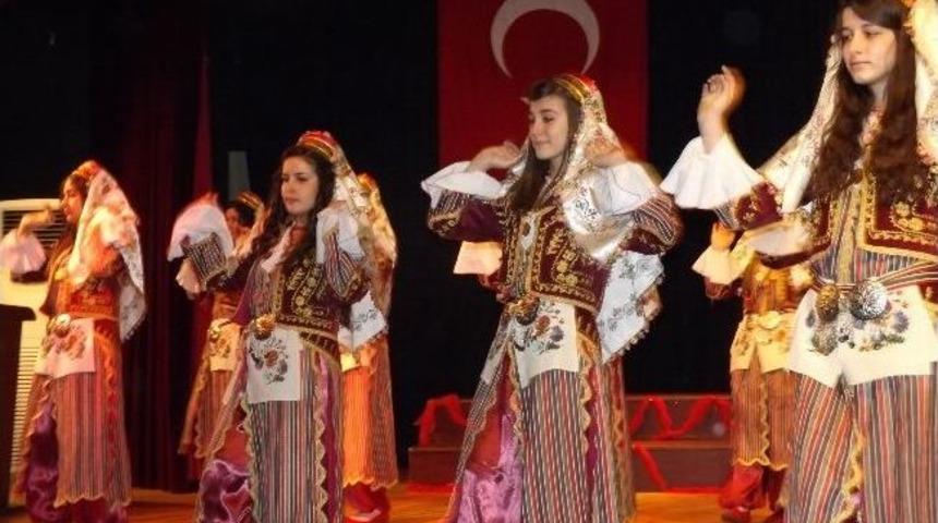 Kadın Olmayı Ve Kadınları En G&uuml;zeli Lise &Ouml;ğrencileri Anlattı