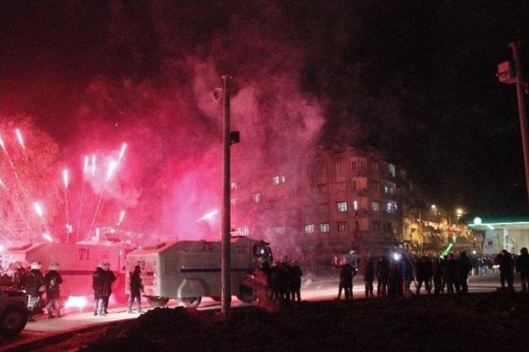Hatay&rsquo;da Berkin Elvan İ&ccedil;in D&uuml;zenlenen G&ouml;sterilere Polis M&uuml;dahale Etti.