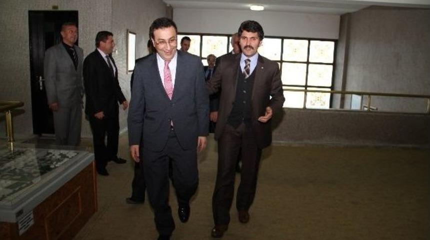 İsmail Y&uuml;cel&rsquo;den Başkan &Ccedil;akır&rsquo;a Ziyaret