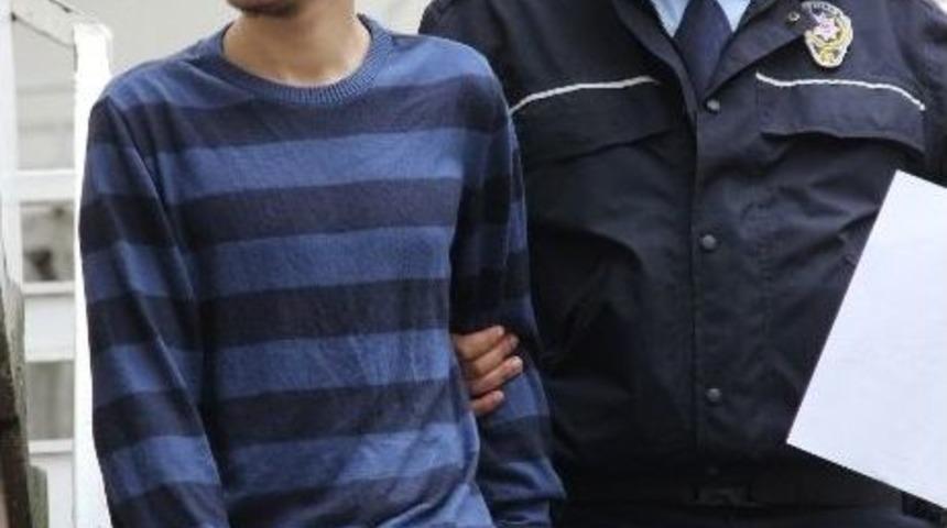 (&ouml;zel Haber) Annesine Sevgili Ayarlayan Sevgilisinin Annesini Bı&ccedil;akladı