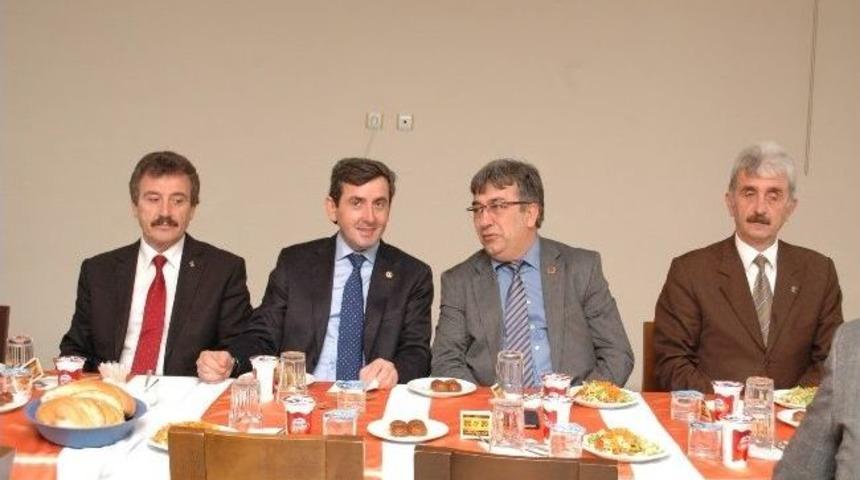 İsmail Aydın: "istikrar İ&ccedil;in Ak Parti&rsquo;yi Se&ccedil;in"