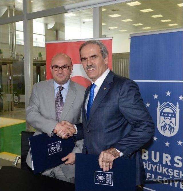 B&uuml;y&uuml;kşehir, Busmek Mezunlarına Altın Bilezik Takıyor 2