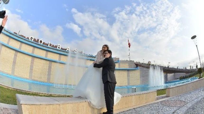 D&uuml;ğ&uuml;n Fotoğraflarının Yeni Adresi: &ldquo;g&ouml;lbaşı Şelalesi&rdquo;