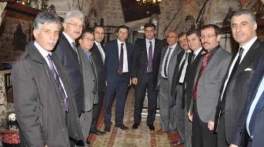 Başkan Kalaycı'ya Teşekk&uuml;r Yemeği