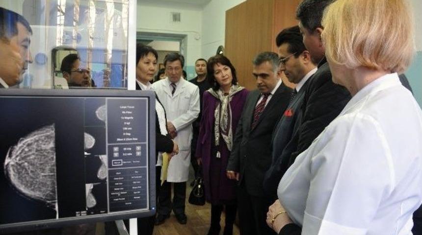 Kırgızistan'da Kanser Erken Teşhis Merkezi Hizmete A&ccedil;ıldı