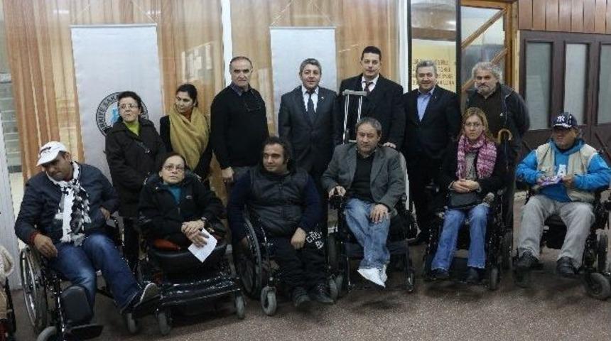 Bağımsız Aday &Ouml;zterzi İddialı