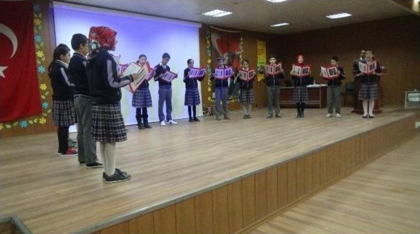 Kulp İl&ccedil;esinde İstiklal Marşı'nın Kabul&uuml; Ve Mehmet Akif Ersoy Anma Etkinlikleri D&uuml;zenlendi