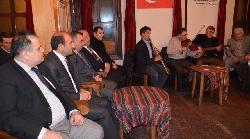 Edabali &ldquo;danışık Gecesi&rdquo;ne Katıldı