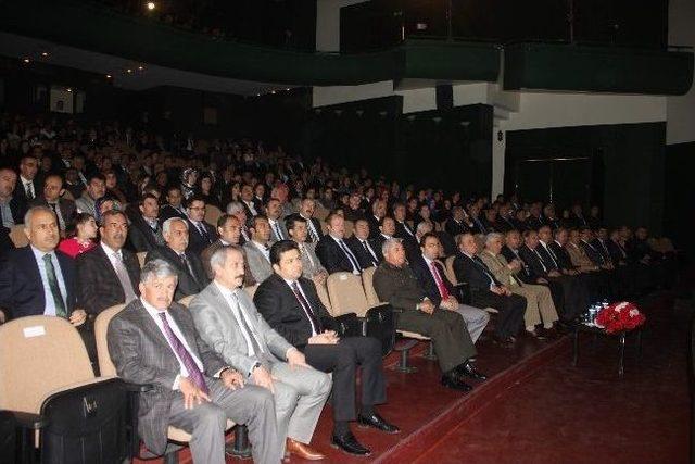 İstiklal Marşı Kabul&uuml; Ve Mehmet Akif Ersoy Şiirler Ve T&uuml;rk&uuml;lerle Anıldı 2