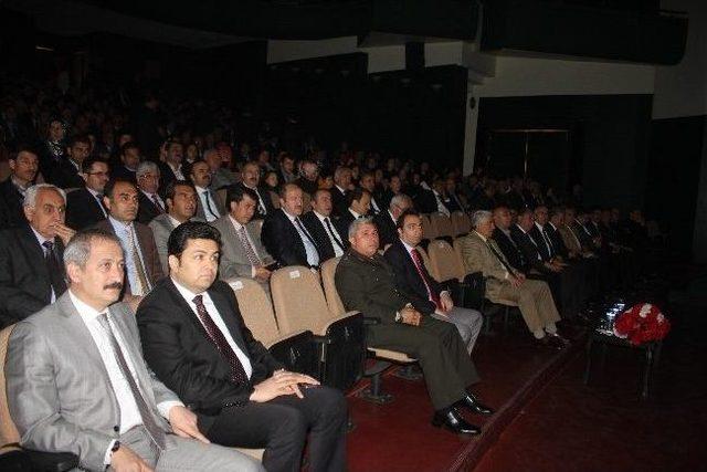 İstiklal Marşı Kabul&uuml; Ve Mehmet Akif Ersoy Şiirler Ve T&uuml;rk&uuml;lerle Anıldı 3