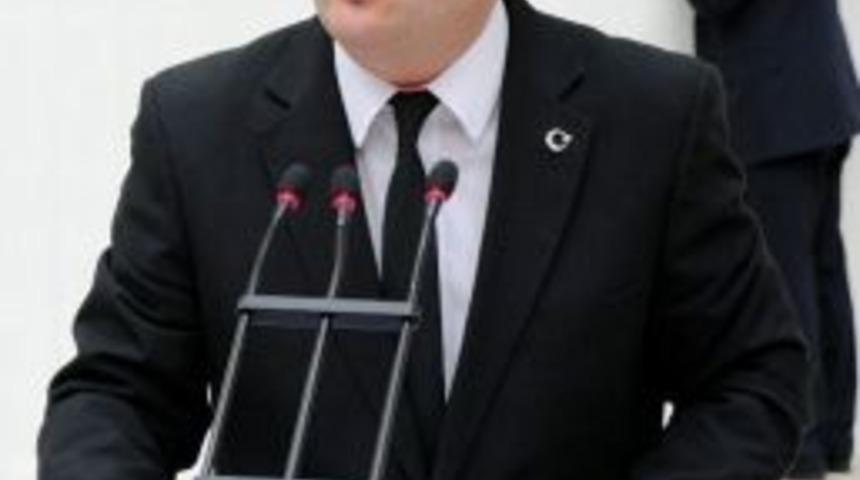 Chp Aydın Milletvekili Prof. Dr. Metin L&uuml;tfi Baydar, Berkin Elvan&rsquo;ın &Ouml;l&uuml;m&uuml;n&uuml; Meclise Taşıdı